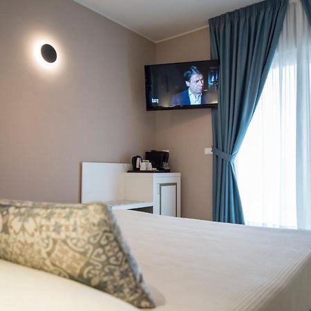 Milazzo Aeolian Sea Port B&B ภายนอก รูปภาพ