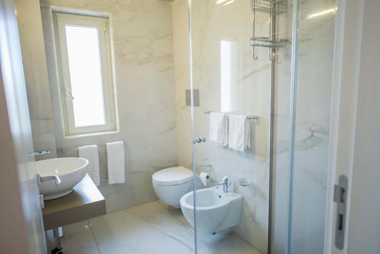 Milazzo Aeolian Sea Port B&B ภายนอก รูปภาพ