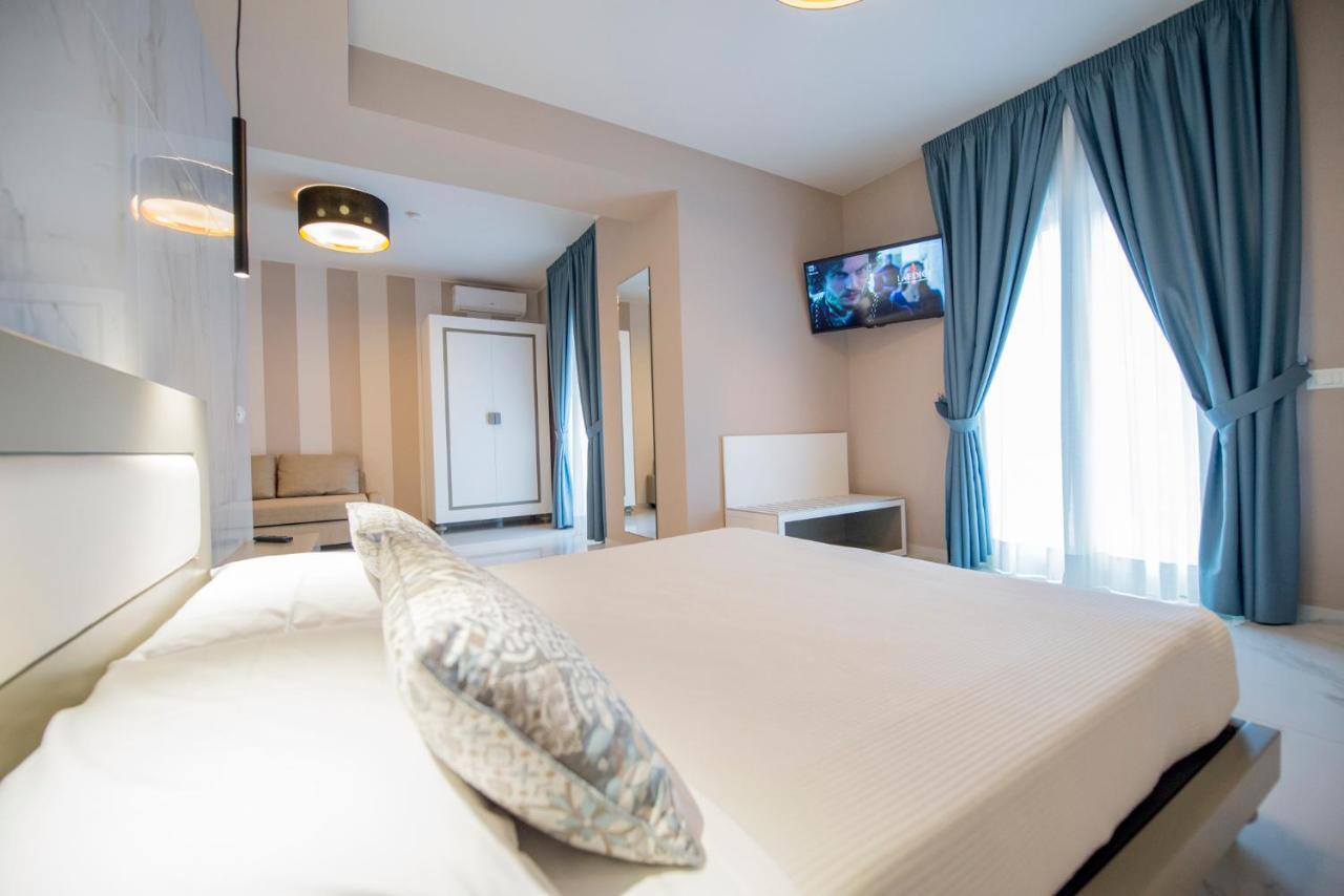 Milazzo Aeolian Sea Port B&B ภายนอก รูปภาพ